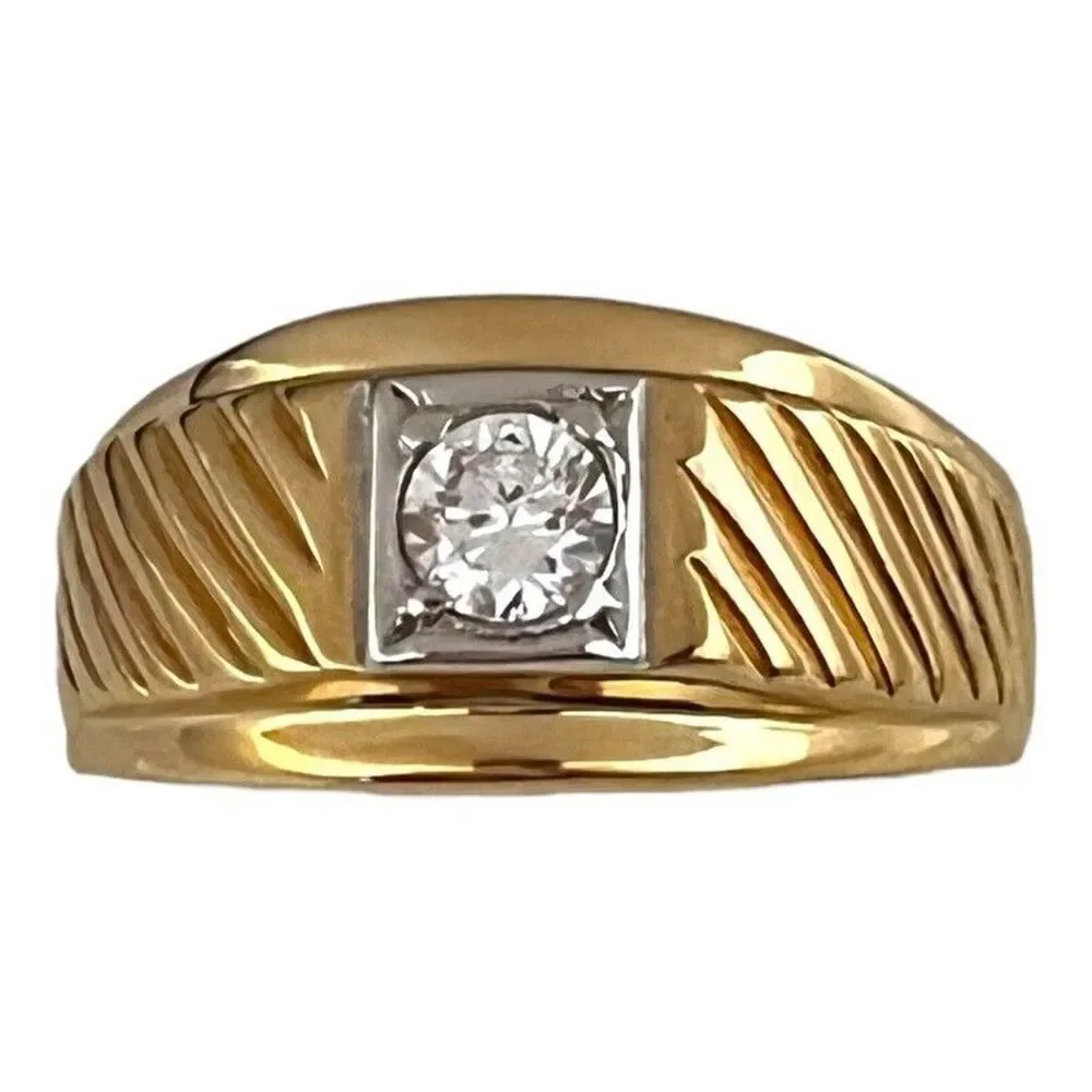 Vintage 1970s Ring Size 11 Cubic Zirconia Solitaire Textured Gold Plated - 14O